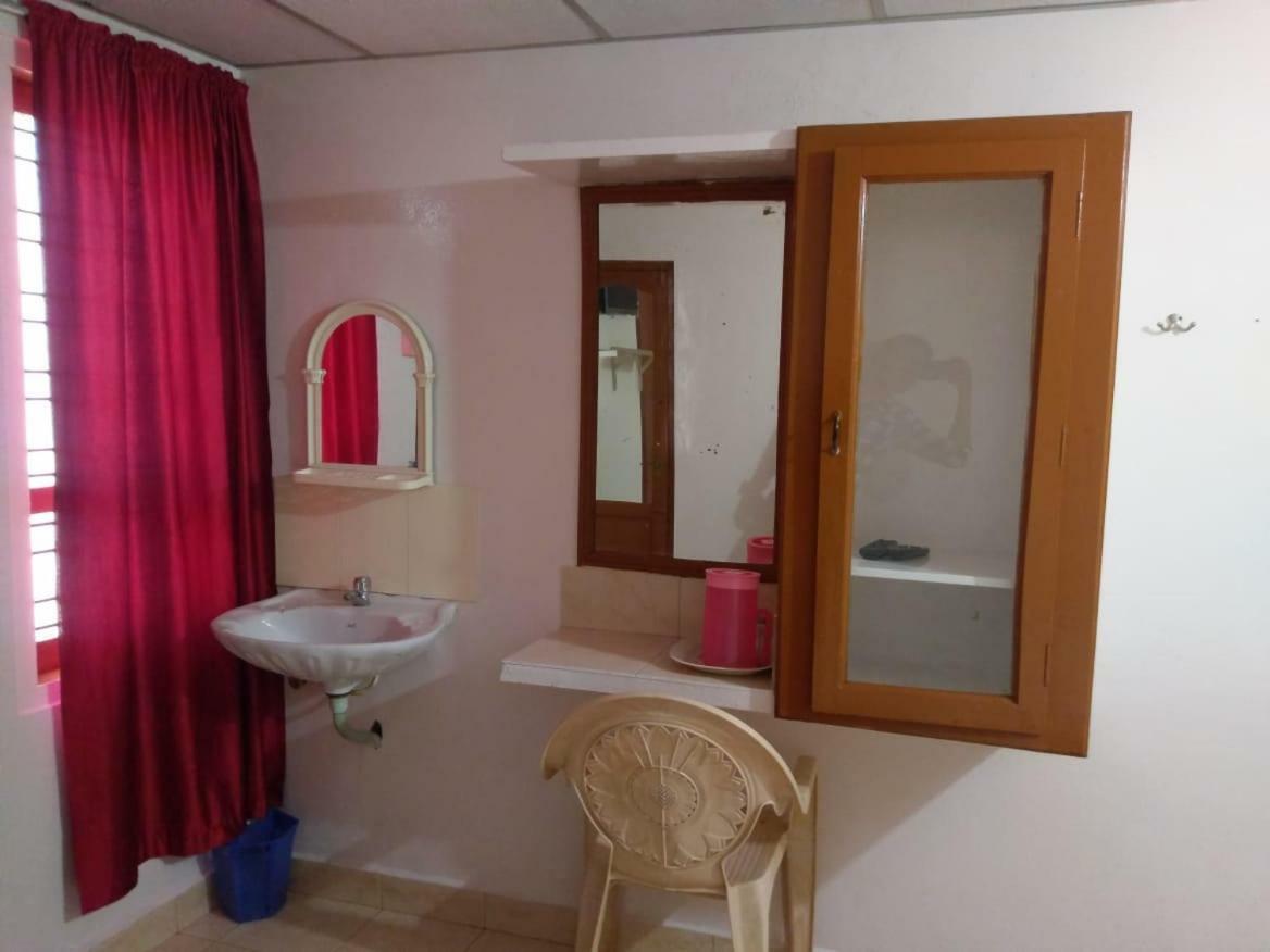 Anandan Tourist Home Varkala Kültér fotó